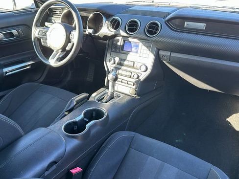 Used 2019 Ford Mustang Convertible image 9