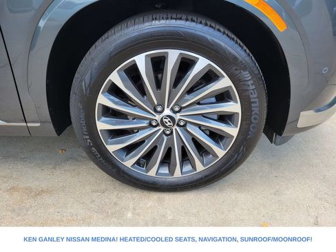 Used 2025 Hyundai Palisade Calligraphy AWD/4WD image 22