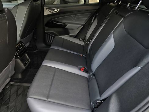 Used 2023 Volkswagen ID.4 S RWD image 13