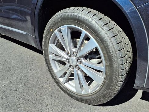 Used 2022 Cadillac XT6 Premium Luxury w/ Technology Package image 15