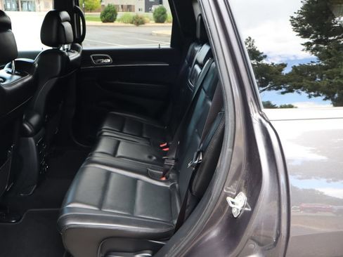 Used 2019 Jeep Grand Cherokee Limited w/ Luxury Group II AWD/4WD image 20