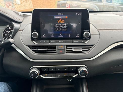 Used 2019 Nissan Altima 2.5 SR w/ SR Premium Package AWD/4WD image 14