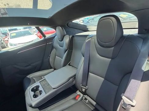 Used 2026 Tesla Model S AWD/4WD image 11