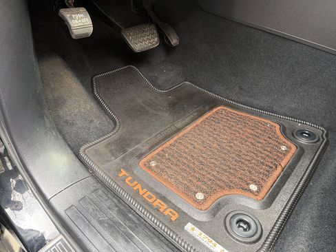 Used 2018 Toyota Tundra 1794 Edition image 17