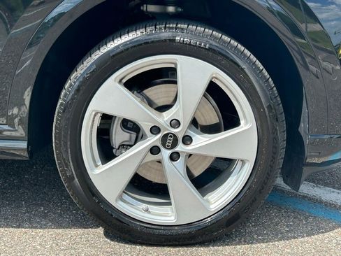 Used 2025 Audi Q5 Premium Plus w/ Premium Plus AWD/4WD image 45