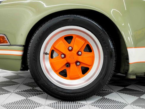 Used 1987 Porsche 911 Carrera RWD image 29