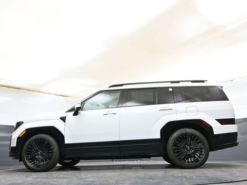 Certified 2025 Hyundai Santa Fe Calligraphy image 30