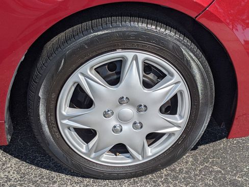 Used 2023 Toyota Corolla LE image 9