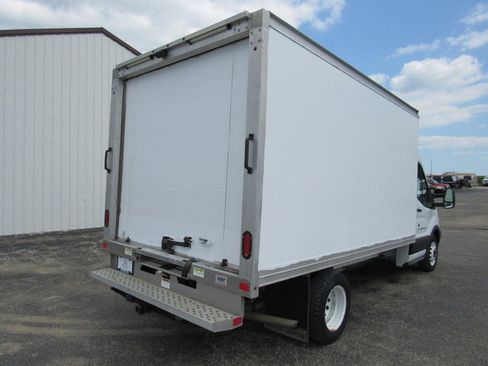 Used 2019 Ford Transit 350 156 DRW RWD image 3