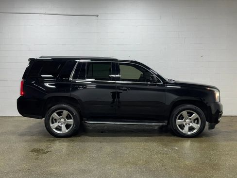 Used 2018 GMC Yukon SLE AWD/4WD image 2