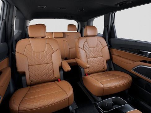 Used 2025 Kia Telluride AWD image 16