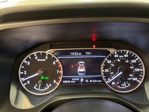 Used 2024 Nissan Rogue S FWD image 15