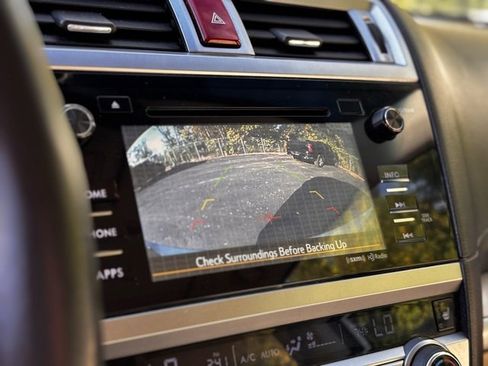 Used 2015 Subaru Legacy 2.5i Premium w/ Moonroof Package image 12