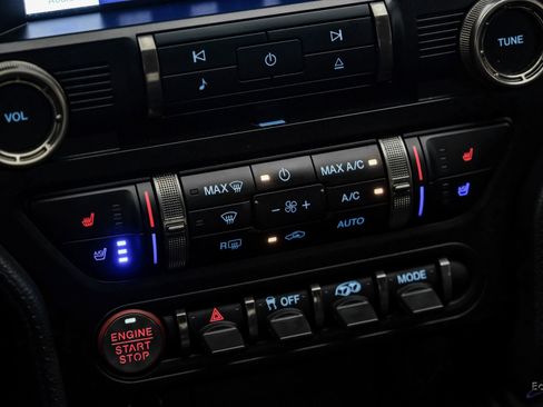 Used 2022 Ford Mustang Shelby GT500 w/ Technology Package image 55