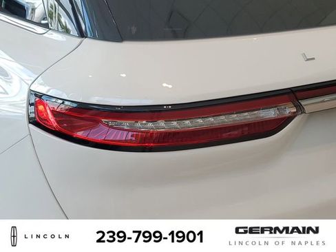 New 2026 Lincoln Corsair Premiere FWD image 15