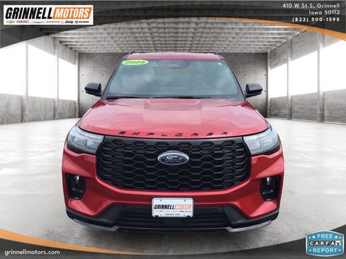 Used 2026 Ford Explorer ST-Line AWD/4WD image 2