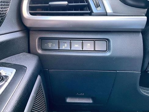 Used 2020 Kia Telluride LX image 35