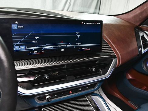 Used 2023 BMW XM image 55