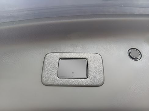 Used 2021 Nissan Armada Platinum RWD image 13