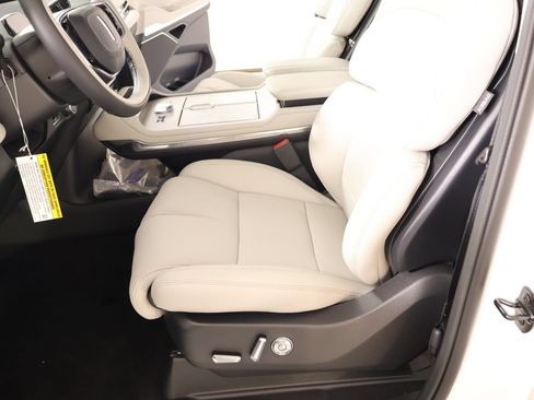 New 2026 Lincoln Navigator Premiere AWD/4WD image 12