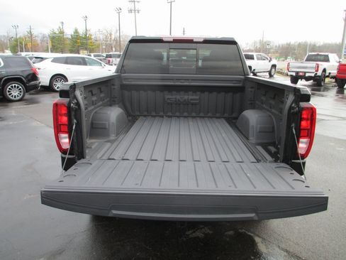 Used 2025 GMC Sierra 1500 Elevation w/ Elevation Premium Package image 7