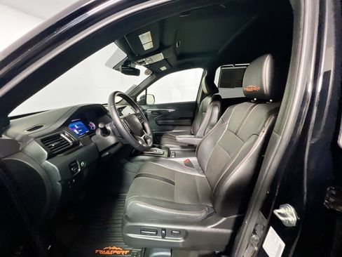 Used 2022 Honda Pilot TrailSport image 13