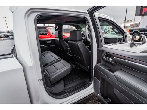 Used 2024 GMC Sierra 1500 SLT w/ SLT Premium Plus Package image 26