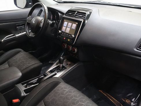 Used 2021 Mitsubishi Outlander Sport ES image 10