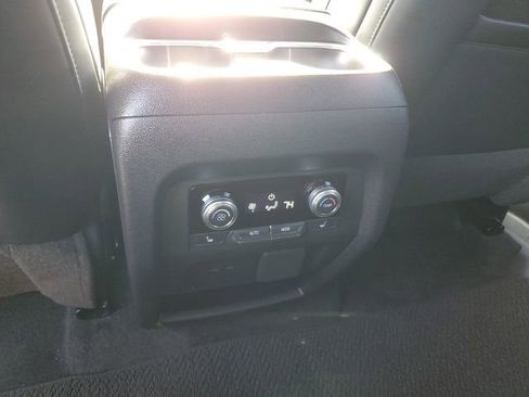 Used 2024 GMC Acadia Denali w/ Super Cruise Package image 15