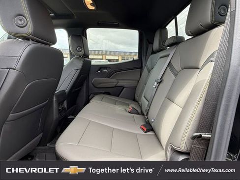 New 2026 Chevrolet Colorado ZR2 w/ Technology Package AWD/4WD image 34