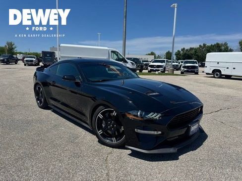 Used 2020 Ford Mustang GT Premium w/ Equipment Group 401A RWD image 1