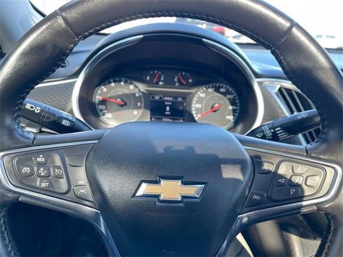 Certified 2021 Chevrolet Malibu LT image 11