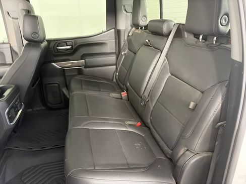 Used 2021 Chevrolet Silverado 1500 LTZ AWD/4WD image 13