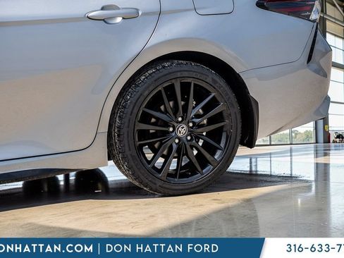Used 2024 Toyota Camry XSE FWD image 32
