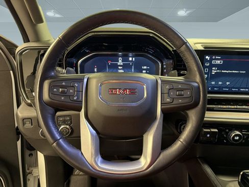 Used 2023 GMC Sierra 1500 SLT w/ SLT Premium Plus Package AWD/4WD image 15