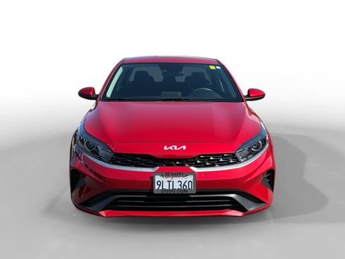 Used 2024 Kia Forte LXS FWD image 8