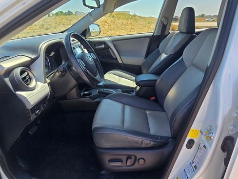 Used 2014 Toyota RAV4 Limited AWD/4WD image 12