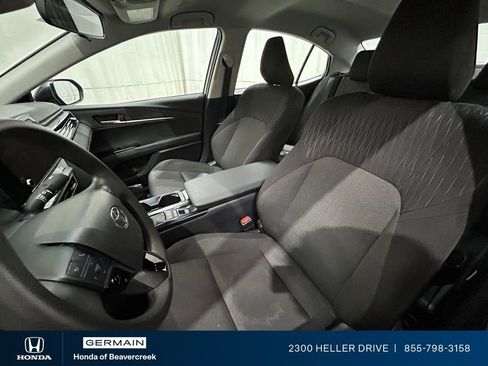 Used 2025 Toyota Camry LE image 26