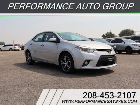 Used 2016 Toyota Corolla LE FWD image 1