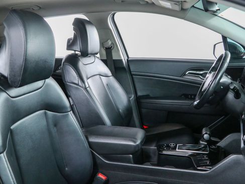 Used 2023 Kia Sportage EX FWD image 26