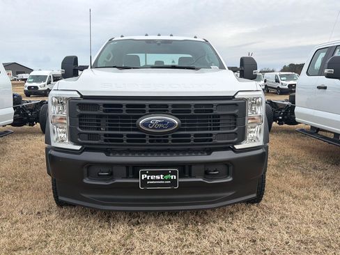 New 2026 Ford F550 4x4 SuperCab Super Duty image 2