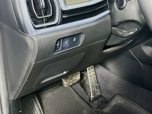 Used 2024 Kia Sorento SX AWD/4WD image 10