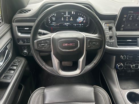 Used 2023 GMC Yukon SLT image 16