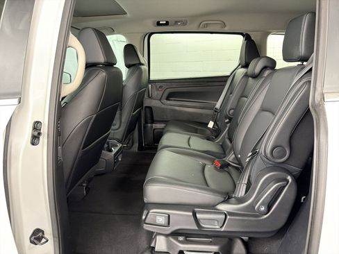 New 2026 Honda Odyssey EX-L image 15