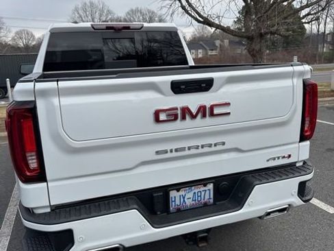 Used 2023 GMC Sierra 1500 AT4 w/ AT4 Premium Package image 2