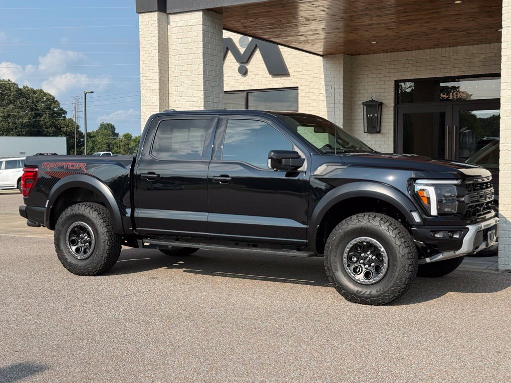Used 2025 Ford F150 Raptor AWD/4WD image 3