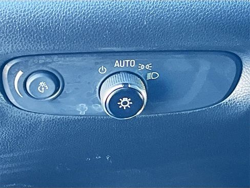 Used 2023 Chevrolet Traverse RS w/ LPO, Floor Liner Package image 10