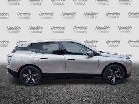 Used 2024 BMW iX xDrive50 w/ Sport Package AWD/4WD image 11