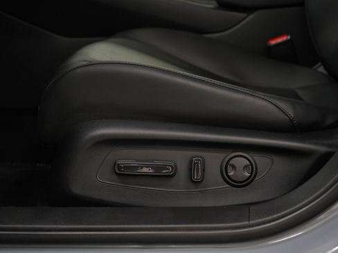 Used 2023 Honda Accord EX-L image 21
