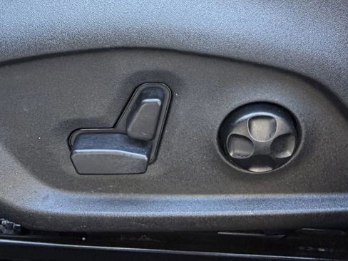 Used 2018 Jeep Compass Trailhawk w/ Navigation Group image 41